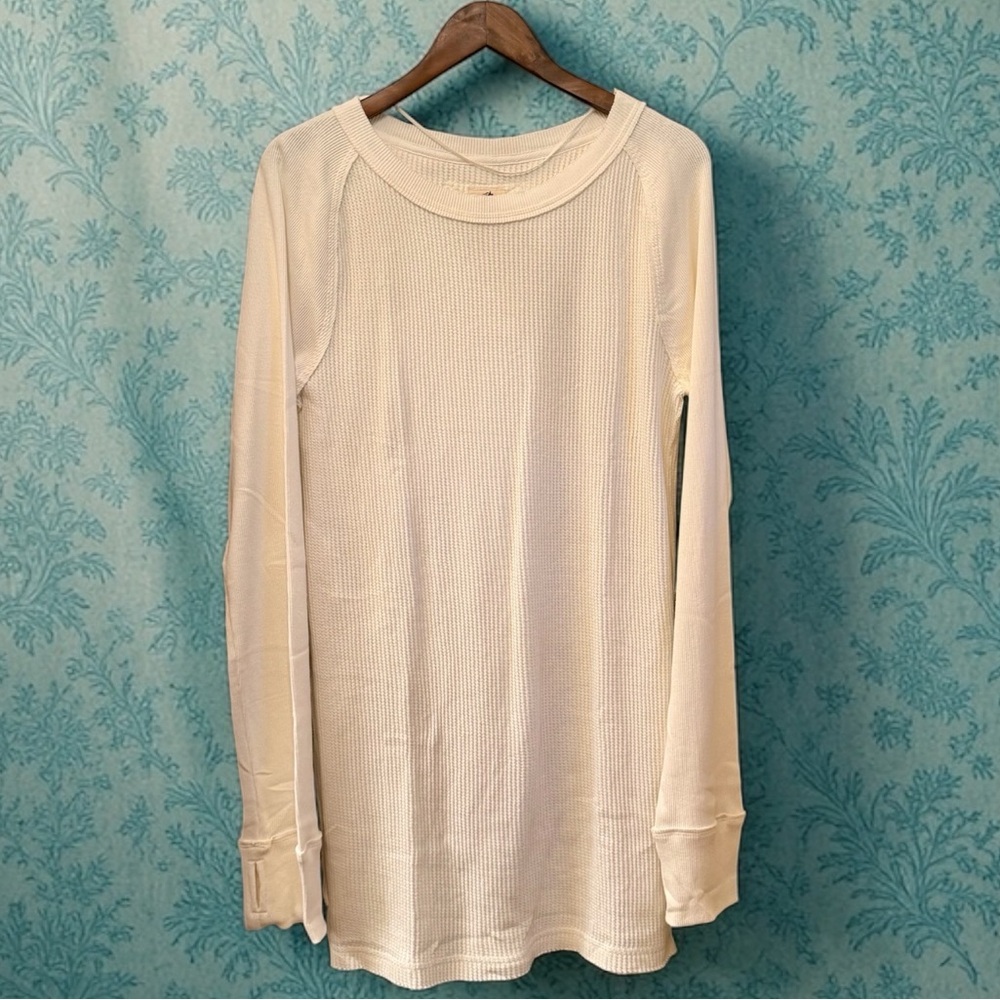 Care FP Honey B Crewneck